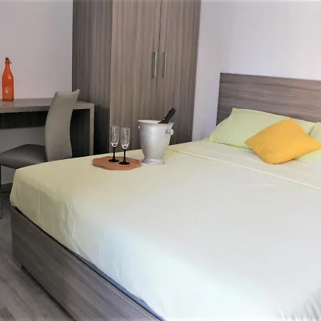 Bed & Breakfast Depandance Petraroli